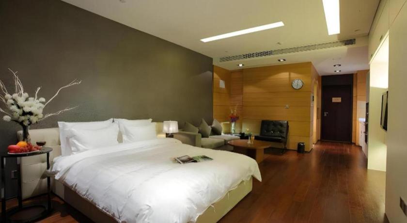 Grand Madison Qingdao Harbour-View Central（Former Qingdao Farglory Hotel） Exterior foto